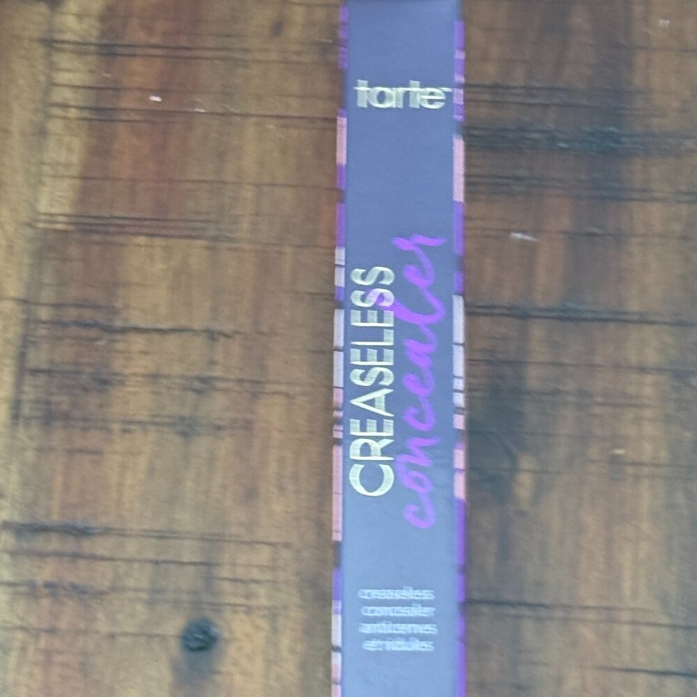 New Tarte Creaseless Concealer in 20N Light